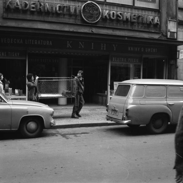 KJ_W00052_Návrat_ztr_syna